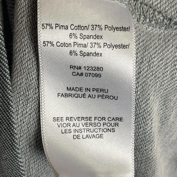 Travis Mathew Mens L Short Sleeve Polo Golf Shirt Chest Pocket Gray Embroidered - Picture 10 of 12